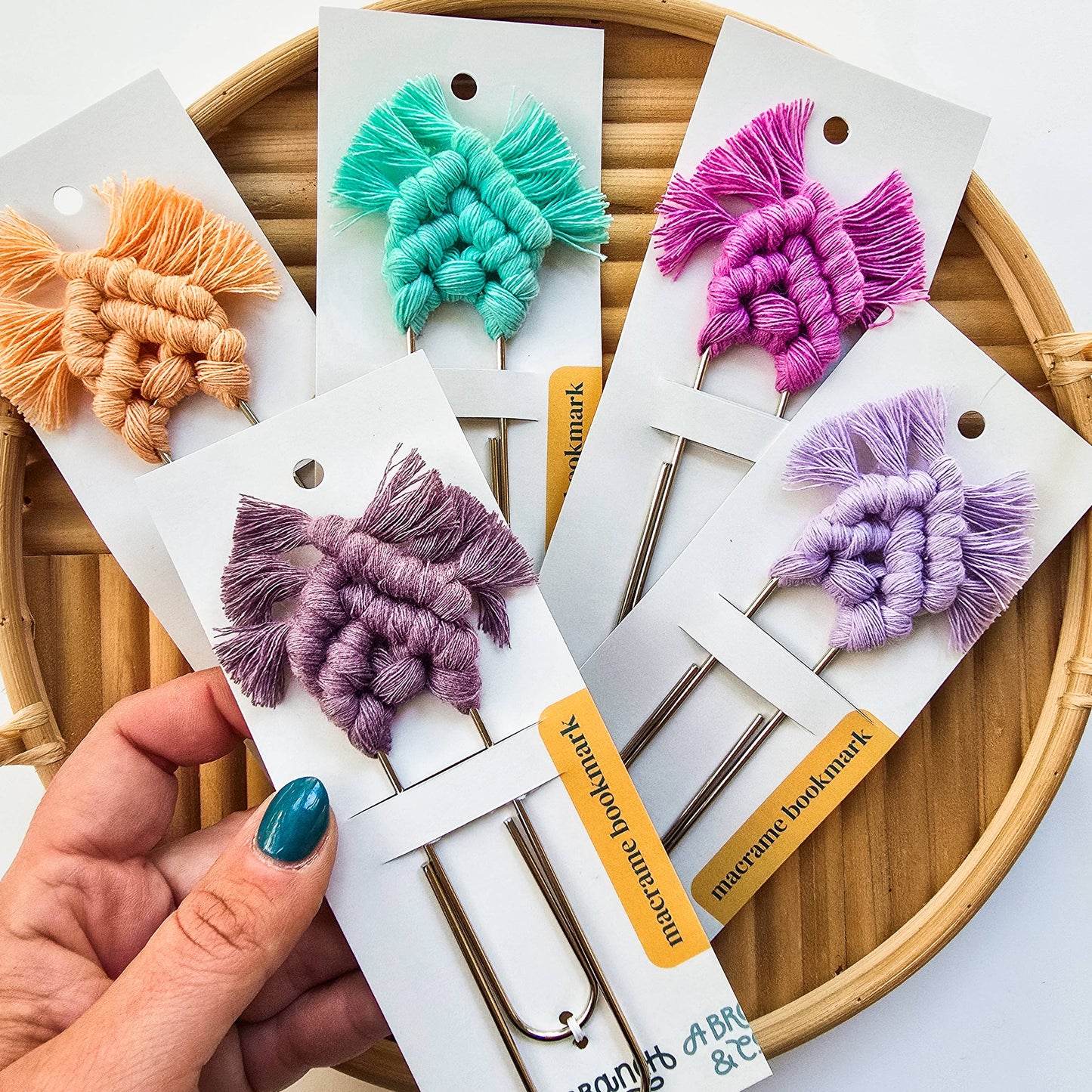 Handmade Macrame Bookmark – Boho Clip for Book Lovers: Lilac