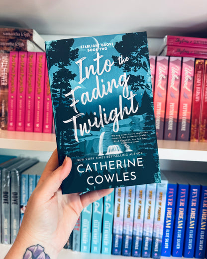 Into The Fading Twilight ( DELUXE EDITION) | Catherine Cowles
