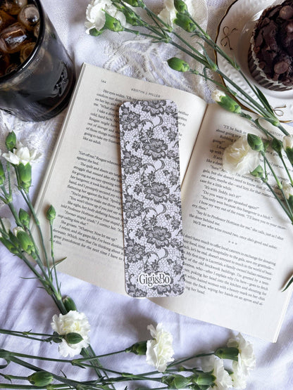 Becoming Lovers Bookmark: No